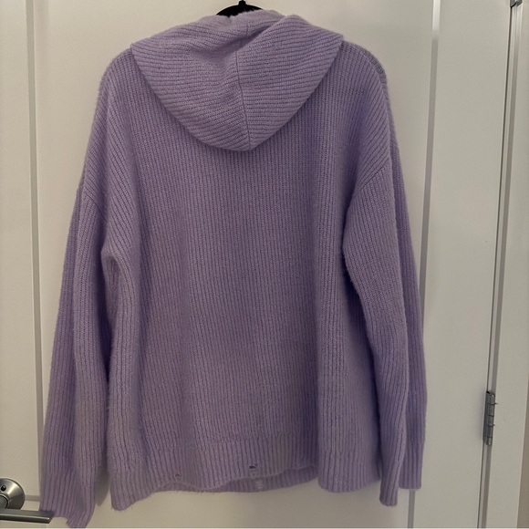 R898 Lavender Knit Hoodie – Size M - Picture 7 of 7
